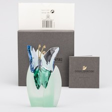 Swarovski Figurine Crystal Paradise Butterfly Acadia Lavender Large 242653 picture