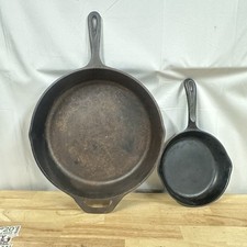 Cast Iron Skillet Lot: Vintage Lodge 12SK 13.25