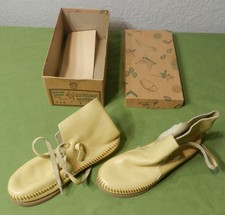 Vintage Authentic Cherokee  Leather Mocassins Qualla Reservation Cherokee N.C. picture