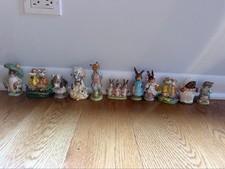 Lot of 11 Beatrix Potter Beswick Figurines - Bunny Fox Mice - England picture
