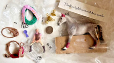 SCHLEICH Tournament Rider LOT + DAPPLE TRAKEHNER HORSE + Tack & MORE 7 Pc  NEW picture