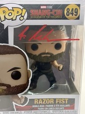 Funko Pop Marvel Razor Fist Autograph Florian Munteanu *damaged box* picture