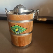 Salesman Sample ? White Mountain Junior Ice Cream Freezer. 7 1/2