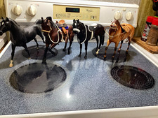 4 Breyer Trad. Model horses picture