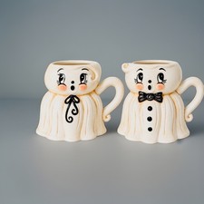 🖤🤍New Johanna Parker Nostalgia Halloween Ghost Couple Mug Set HTF picture
