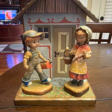 ANRI Club ANRI Ferrandiz 3pc Hand-Painted Wood Figurines w/ Cottage Scene picture
