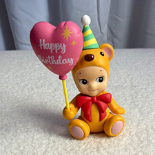Sonny Angel Dreams 2020 Bear Birthday Figurine Heart Balloon picture