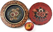 🍎2xGOLD MEDALIST💯 Rosemaling Plate Charger Signed Valdres Os Handmade Folk Art picture