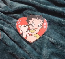 Vintage 1998 Betty Boop Heart Magnet Pudgy Dog Fleischer Studios King Features picture