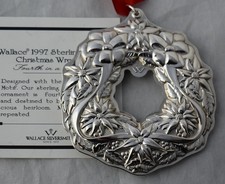 1997 WALLACE Sterling Silver Christmas ORNAMENT Poinsettia WREATH 4th Series Box picture