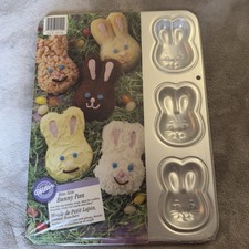 Wilton 9 Cavity Bite Size Bunny Rabbit Cookie Cake Baking Pan Mold 1996 New Vtg picture