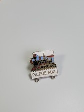 PA FOE AUX Lapel Pin Pennsylvania Fraternal Order Of Eagles Auxiliary  picture