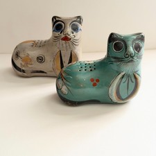 Vintage Set of Two Cat Figurines Tonala Mexico Folk Art Pottery 4 x 3.5