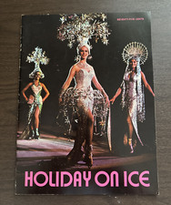 Holiday on Ice 1970 Silver Anniversary edition program, MSG NYC collectible picture