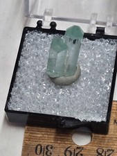 Beautiful Twinned Aquamarine thumbnail specimen picture
