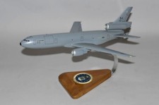 USAF Douglas KC-10 Extender Seymour Johnson AFB Desk  1/150 Model SC Airplane picture