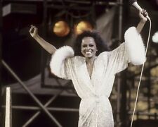 Diana Ross in white sequined dress triumphant arms in air in concert 8x10  Photo picture