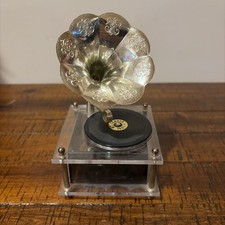VTG Style Miniature Acrylic Gramophone Windup Music Box Plays 