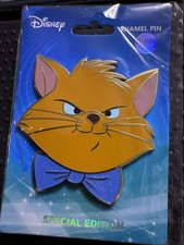 Disney Toulouse Big Face-c Palm LE Pin picture