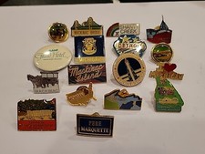 VINTAGE LOT OF (17) MICHIGAN NORTHERN MICHIGAN MACKINAC SOUVENIR PINS picture