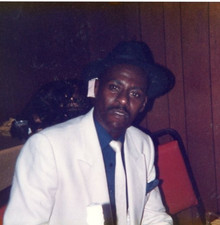 Vtg 1980s Found Photo Dapper African American Man in White Suit & Hat Snapshot picture