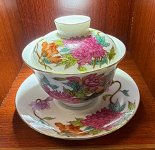 Chinese Famille Rose Porcelain Sancai Gaiwan, Hand Painted Floral Pattern, Yongz picture