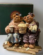Boyd’s Bear’s figurines Rachael and Phoebe…Girls Night Out picture