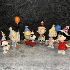 Lenox Peanuts Birthday Party Figurine Set of 6 Read Broken Piece picture