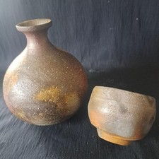 Bizen Ware Sake Bottle (Tokkuri) & Guinomi cup by Mori Hozan, Yakishime  age:13+ picture