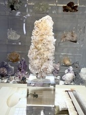 Pink Quartz Crystal Cluster Display Specimen  mineral  76g, 10cm*4cm picture