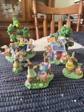 2005 “Jellybean Junction” Jelly Bean Club Includes 5 Resin Pieces picture