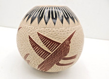 Signed Eleuterio Pina Mata Ortiz Pueblo Jar Casas Grandes Sgrafitto Birds picture