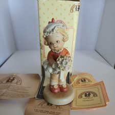 Enesco 1993 Memories of Yesterday - I'm The Girl For You, S0003 Charter Member picture