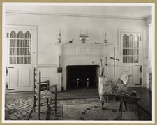 Photo:Warwick Quinby Virginia 1930s Interior Fireplace Doors Architecture picture