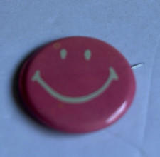 VTG Smiley Face Pin 60's, Pink in color then, 3/4