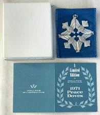 1971 Wallace Sterling PEACE DOVES Tree Ornament/Pendant 1st Edition picture