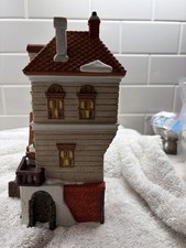 Dept 56 Dickens Butter Tub Farm Set- Farmhouse, Barn and animals picture