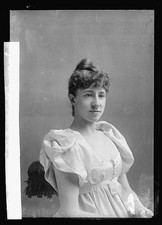 Photo:Mrs C J Ayres Portrait Woman 1891 1894 picture