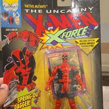 Marvel Deadpool X-Force X-Men w/ Spring-Out Dagger Rare Wolverine Card picture
