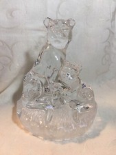 LIONESS & Cub ONEIDA clear glass Figurine...Beautiful  picture