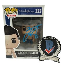 Taylor Lautner Signed Autograph Twilight Funko Pop 322 Beckett BAS Jacob Black picture