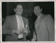 1949 Press Photo Chairman Burnet Maybank and Lawrence A. Rubin picture