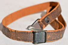 EARLY WW2 M1 HELMET LINER BRASS BUCKLE LEATHER CHINSTRAP UNITED CARR ORIGINAL picture