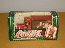 VINTAGE 1993  COCA COLA DIE CAST METAL CHRISTMAS SANTA CLAUS BANK TRUCK SEALED picture