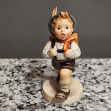 Vintage 1960-1972 TMK 3 Goebel Hummel ' School Boy ' # 82  2/0 -  4 1/2