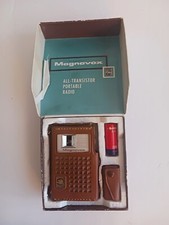 MAGNAVOX ALL-TRANSISTOR PORTABLE RADIO MODEL 2-AM-70 picture