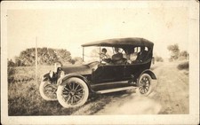 Family in Early Classic Car AMATEUR PHOTOGRAPHY RPPC picture