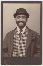 HARRY FIELDS : VAUDEVILLE, COMEDIAN, JUGGLER : WIDE SMILE : RARE CABINET PHOTO picture