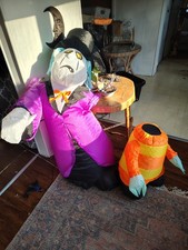 Gemmy? 2014 Airblown Animated Heads Up Monsters Rare *Arm Not Attached* picture