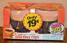 Vintage 70’s Solo Cozy Coffee Disposable Cups Unopened Box of NOS picture